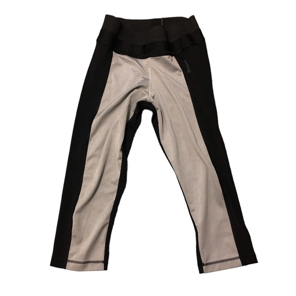 REEBOK Women's Capri Workout Leggings Size Small Contrasting Colors Tan/Black - Picture 11 of 11